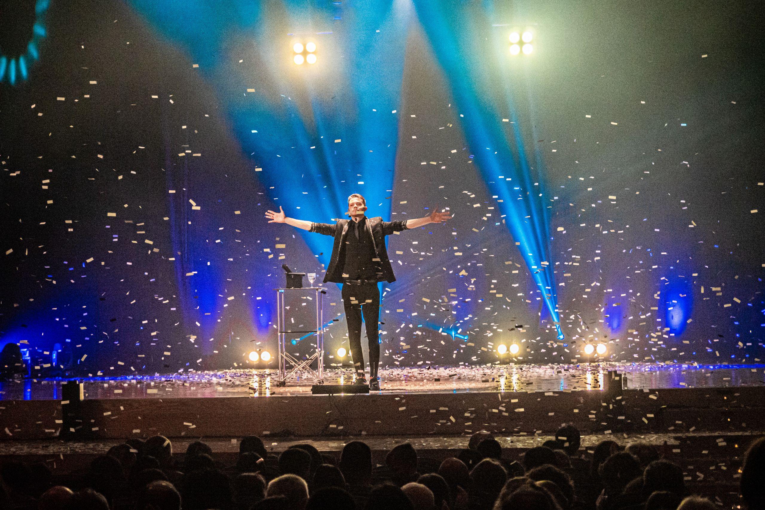 El mago gallego en el término de uno de sus espectáculos. Imagen cedida