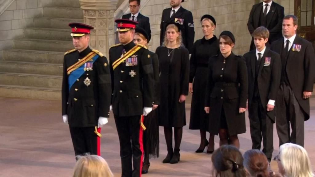 Guillermo y Enrique encabezaban al resto de sus primos.