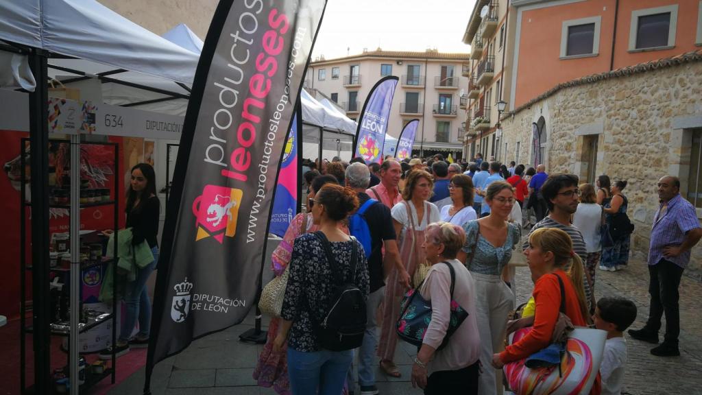 Colas para entrar a la Feria del queso de Zamora