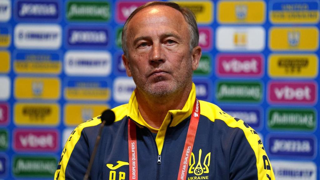 Oleksandr Petrakov, seleccionador ucraniano, durante una rueda de prensa