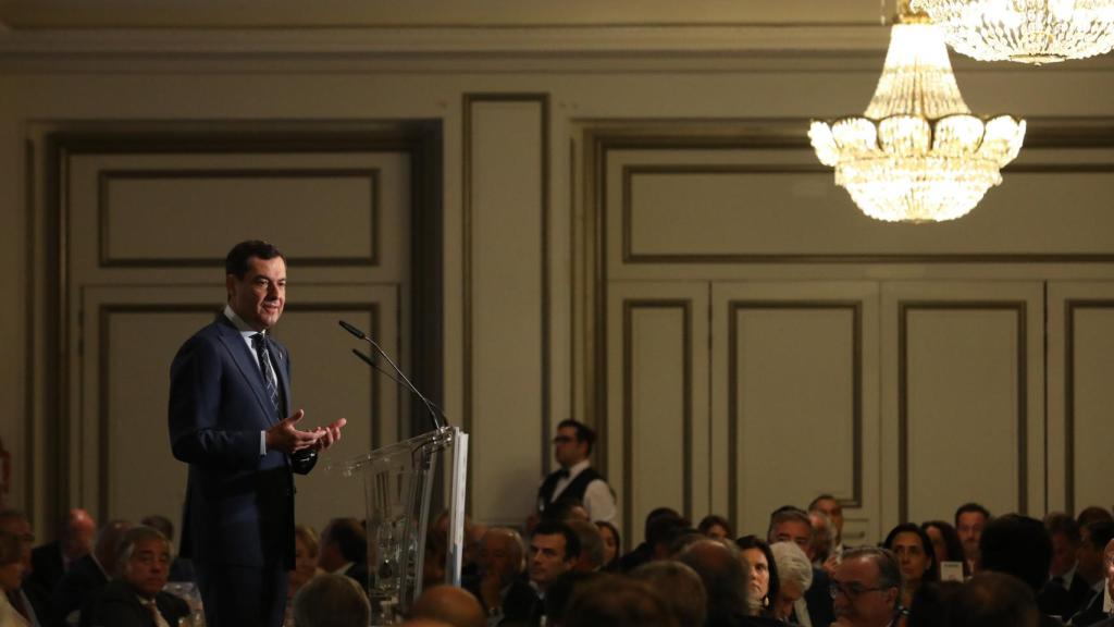 El presidente de la Junta de Andalucía, Juanma Moreno, en un acto en Madrid este lunes.