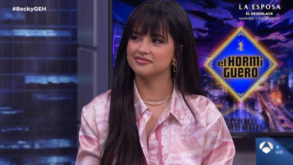 Becky G confiesa en 'El Hormiguero' su sorprendente ritual antes de salir al escenario