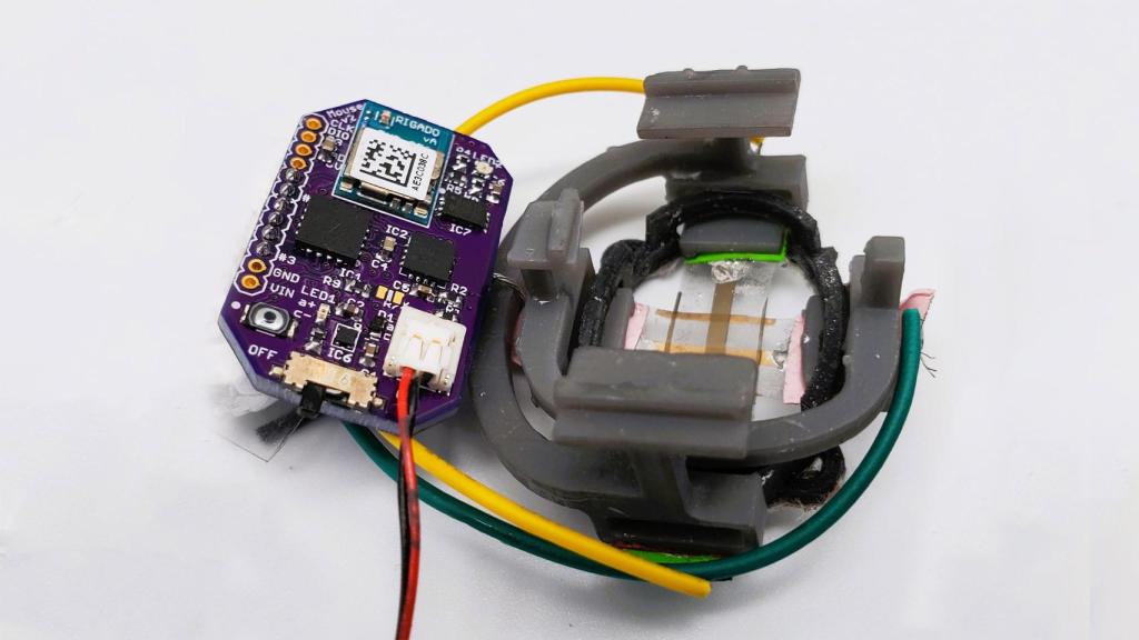 La 'mochila' que se utiliza en ratones para realizar las mediciones de FAST