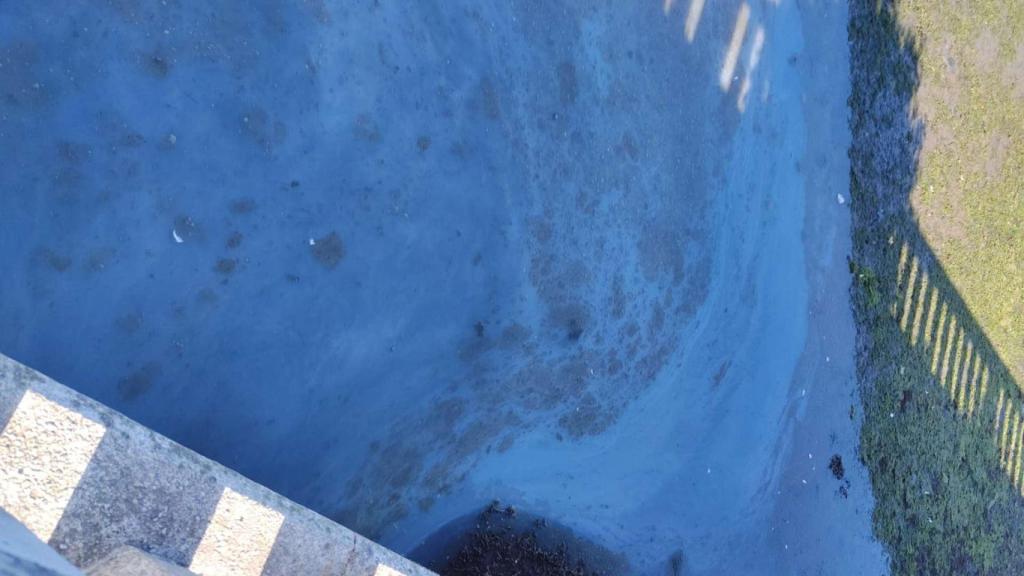 vertido-pintura-ria-o-burgo