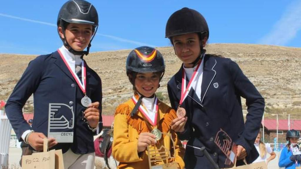 Cuatro medallas para los jinetes zamoranos