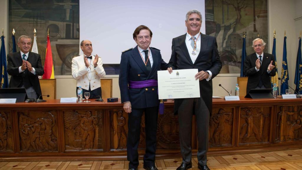 Adolfo Utor en su  ingreso como miembro de número a la Real Academia de la Mar