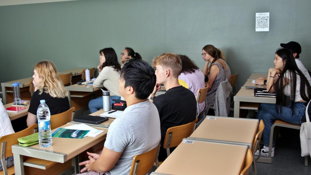 Algunos de los alumnos que estudian español