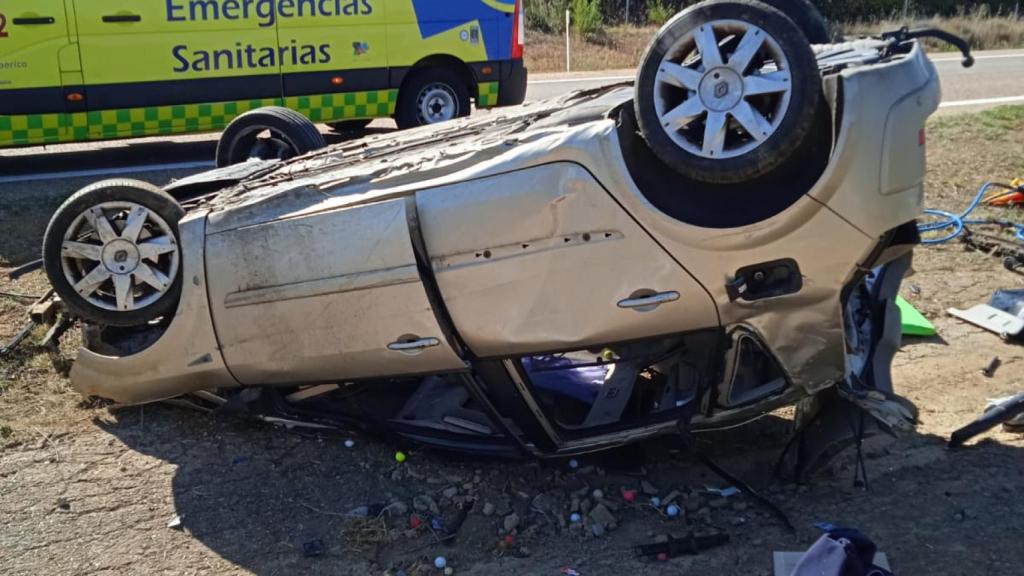 Vuelco del vehículo en San Cristóbal de Entreviñas