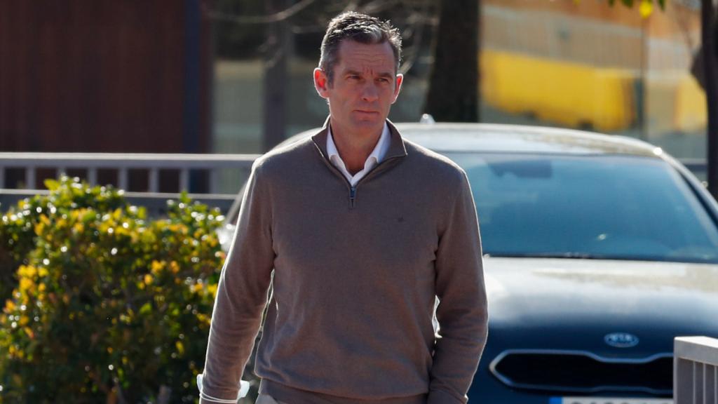 Iñaki Urdangarin paseando por las calles de Barcelona en marzo de 2022.