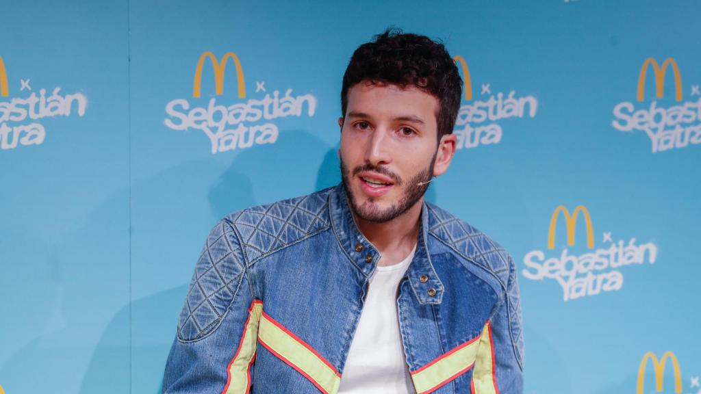 El cantante posa para los medios en Madrid.