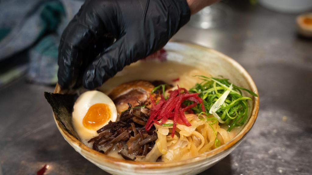 Presentación final del ramen de Chuka