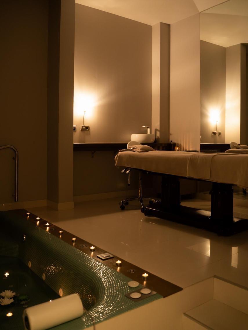 El interior de una de las cabinas del centro de belleza.