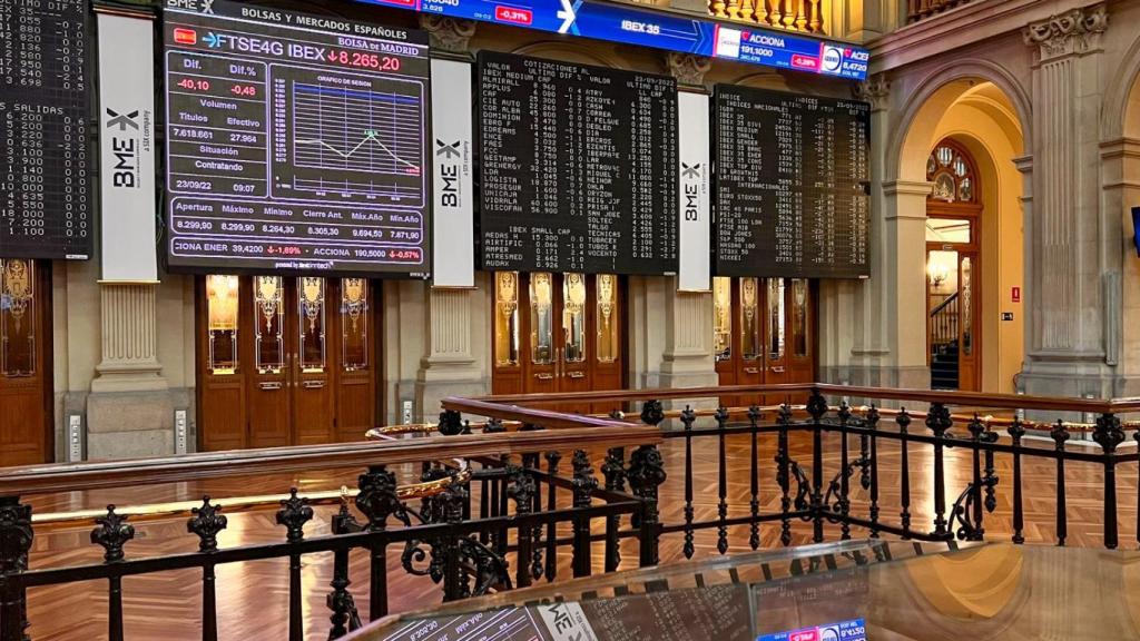 Interior del Palacio de la Bolsa de Madrid.