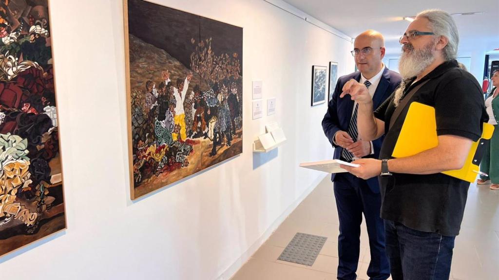 Un momento de la inauguración de la muestra.