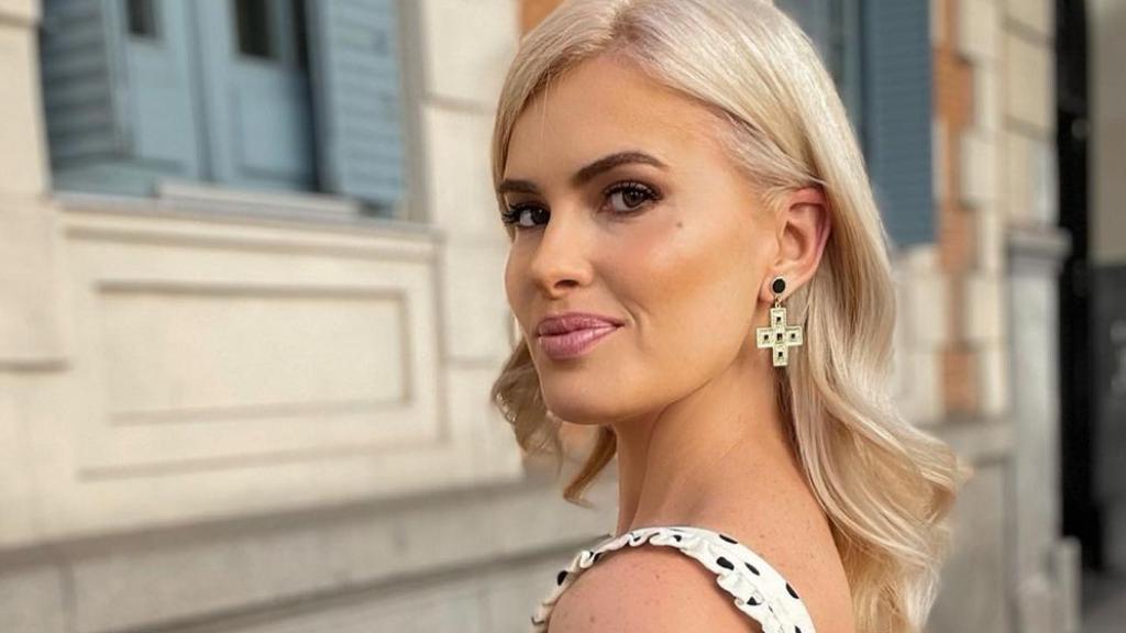 Adriana Abenia en una imagen de sus redes sociales.