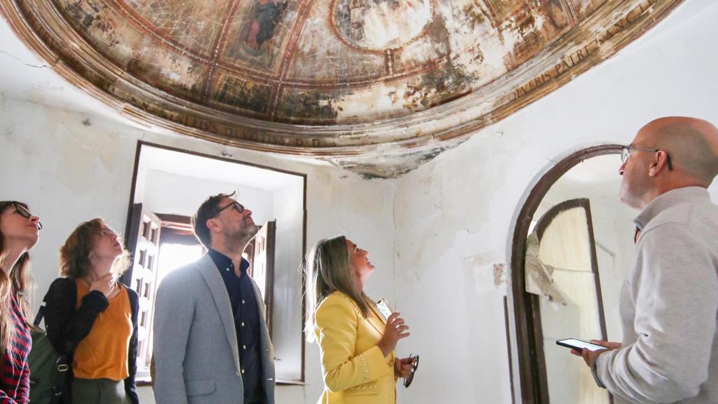 Tolón pide ayuda para llenar más de mil viviendas vacías en el Casco de Toledo