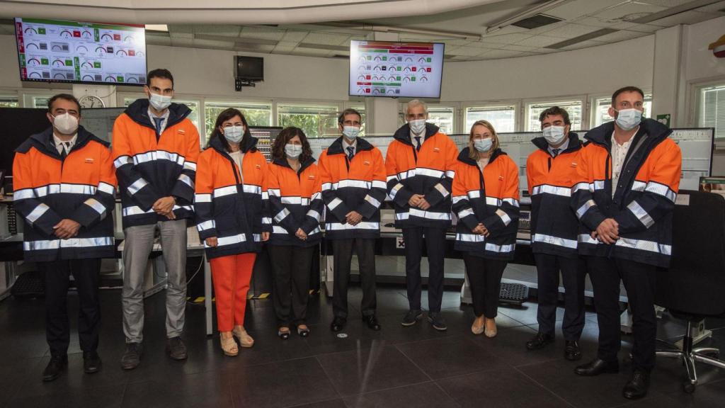 Visita a las instalaciones del complejo industrial de Repsol en A Coruña.