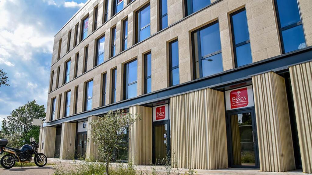 Uno de los centros de formación de la escuela de negocios ESSCA.
