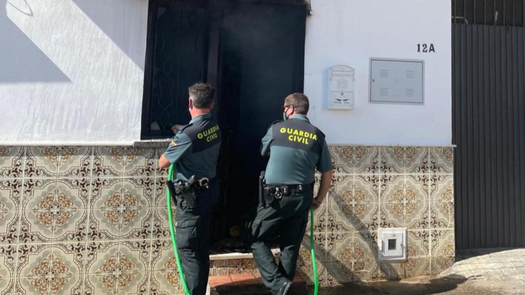 La Guardia Civil, actuando en la zona.