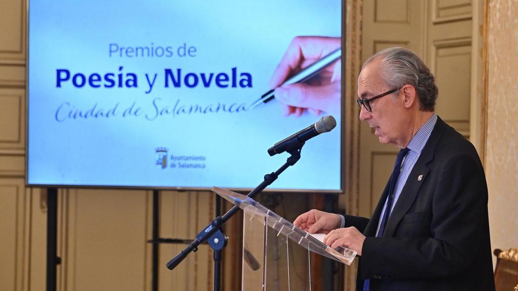 Luis Alberto Cuenda, presidente del jurado de novela