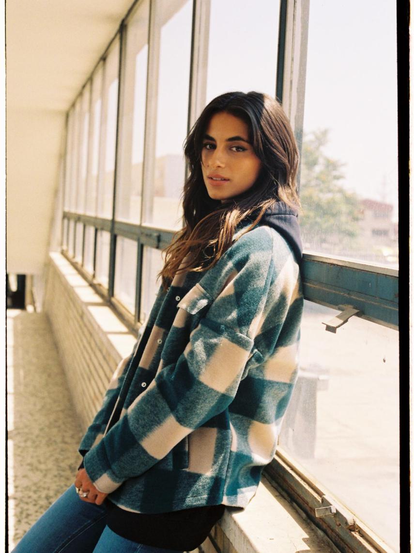 Fotografía de la colección de OI 22-23 de Springfield con Begoña Vargas