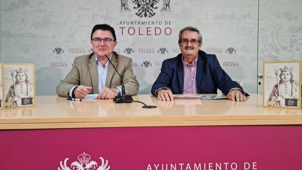 El concejal de Cultura y Patrimonio Histórico de Toledo, Teo García y el coordinador del VIII Centenario, Martín Molina. Foto: Ayuntamiento de Toledo.