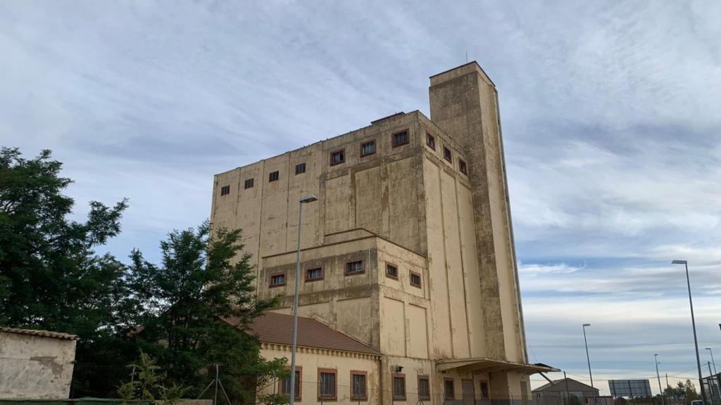 Imagen del silo en Villalón