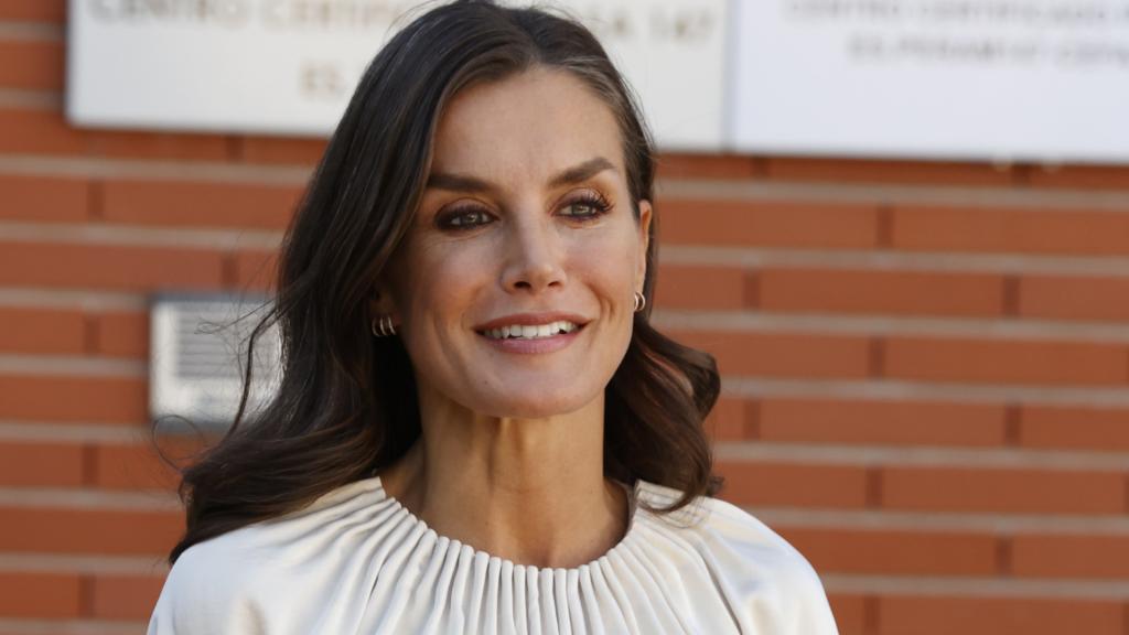 La Reina, en su visitar a un centro de formación profesional.