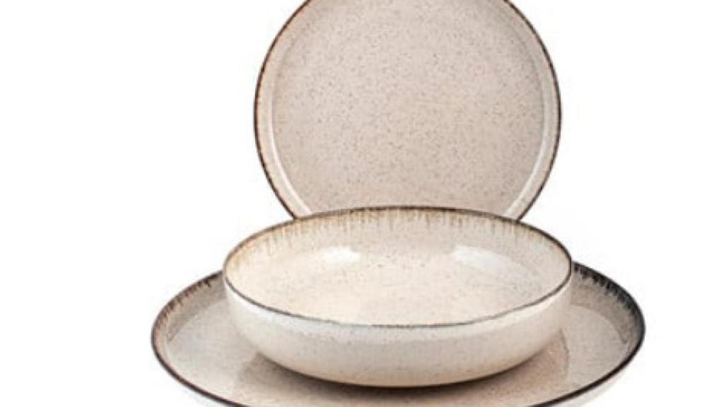 Vajilla completa de 12 piezas de porcelana