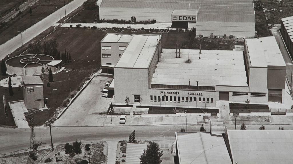 Una imagen histórica de la Panificadora de Alcalá.