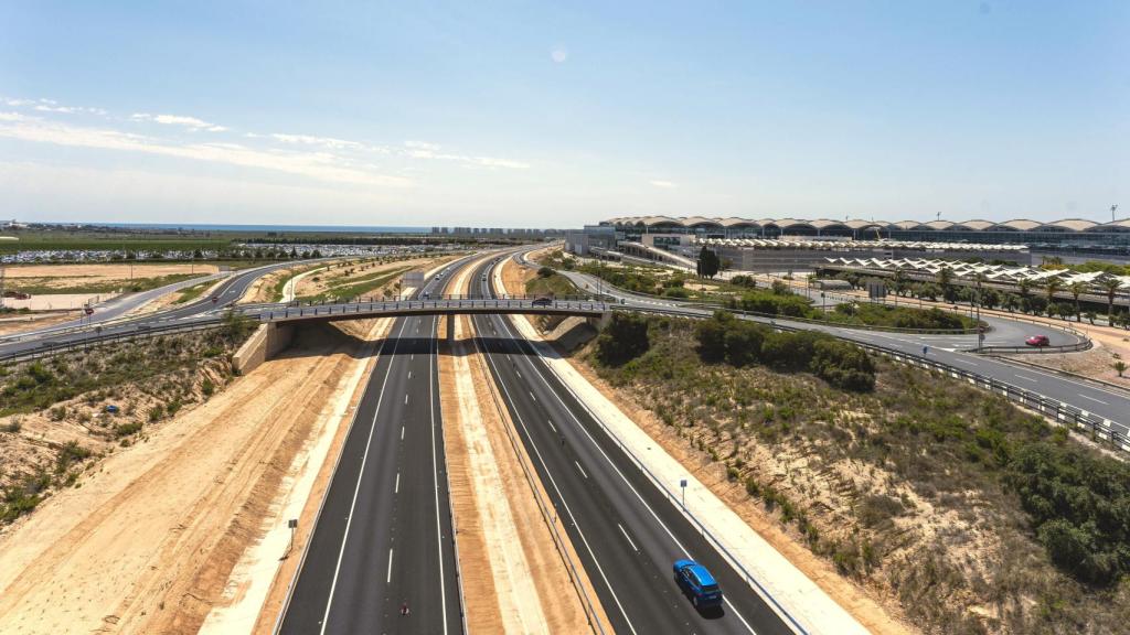 El jurado de FOPA elige la duplicación de la calzada de acceso al aeropuerto como la mejor obra pública.