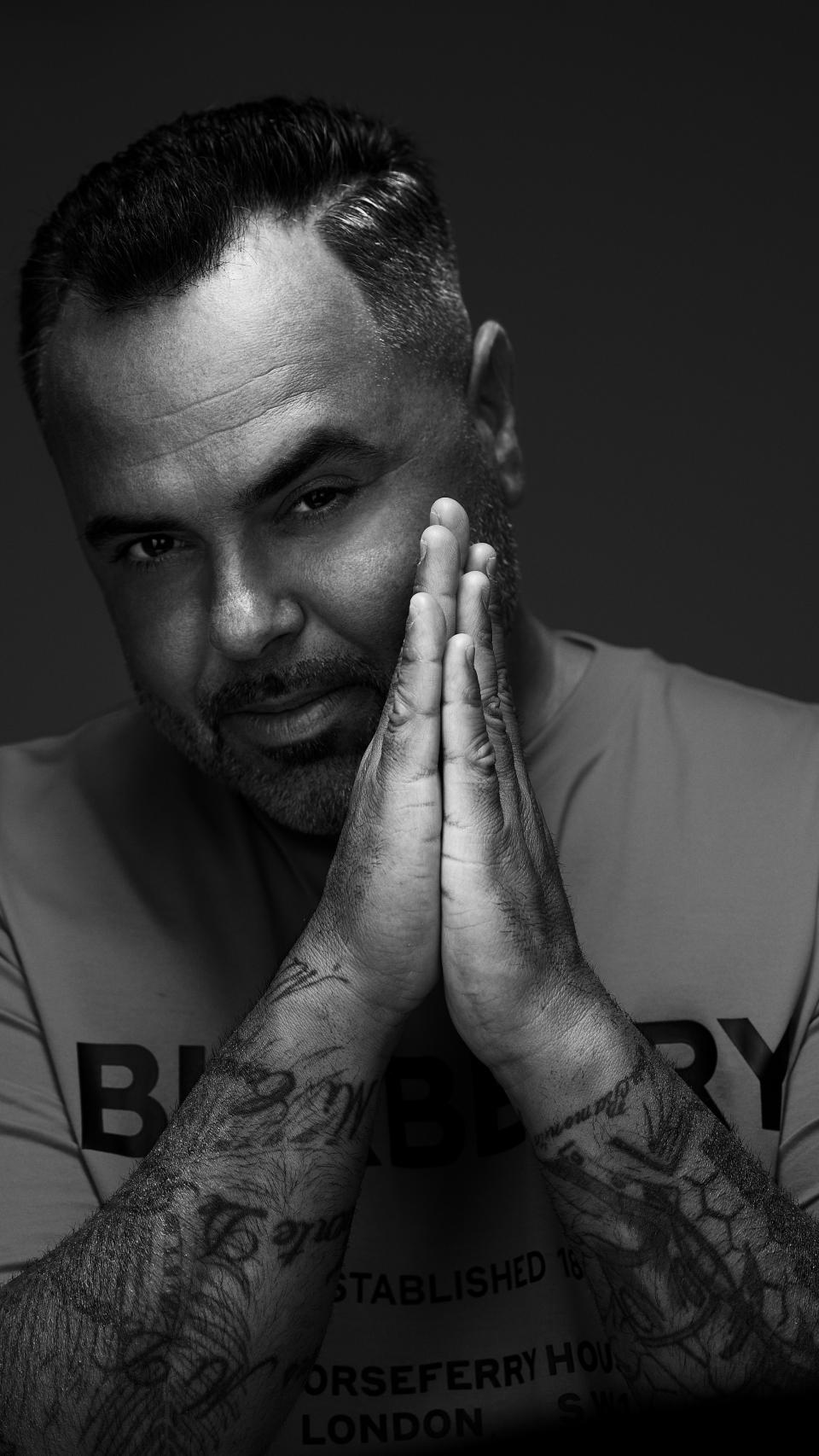 El artista en una fotografía en blanco y negro facilitada a EL ESPAÑOL.