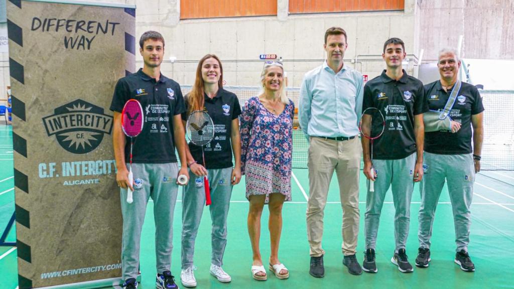 Jugadores  Club de Bádminton Alicante.