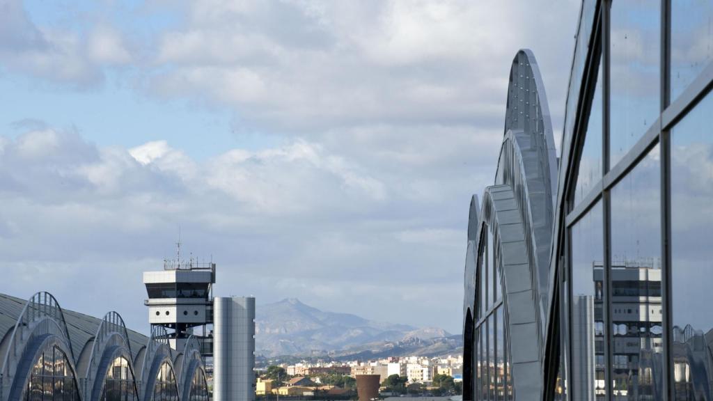 Imagen de archivo del aeropuerto de Alicante-Elche.