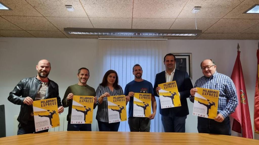 Presentación del Festival de Cortos 'PelabravoExpress'