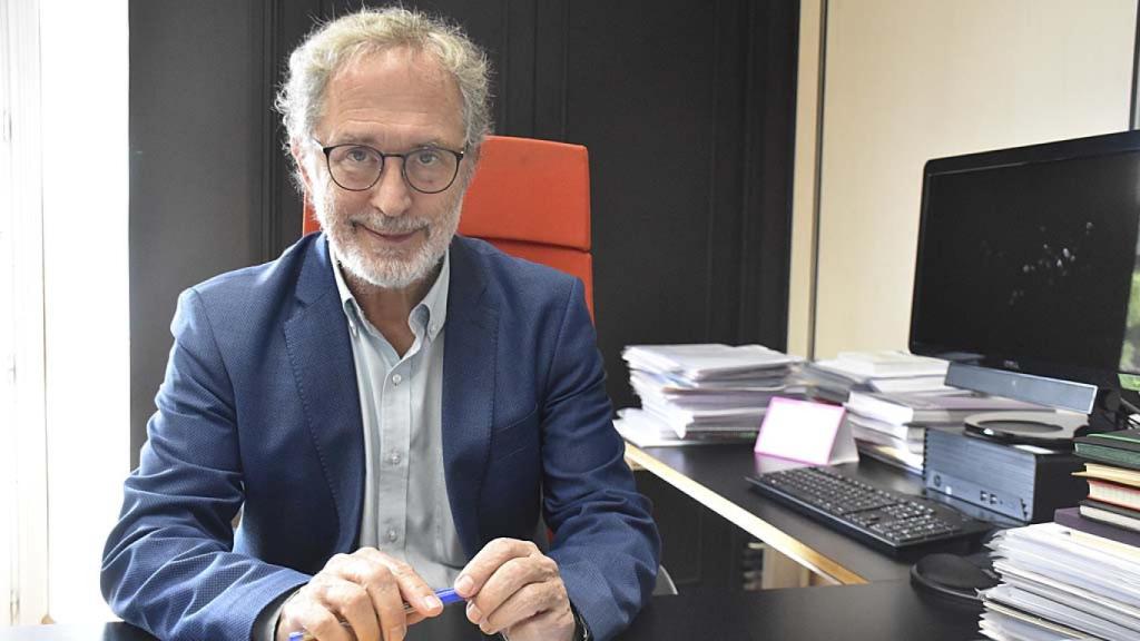 Manuel Saravia atiende a EL ESPAÑOL de Castilla y León