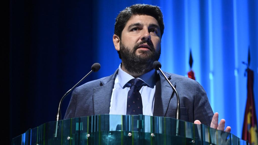 El presidente de Murcia, López Miras, este viernes, en la reunión anual de la Sociedad Nuclear Española.