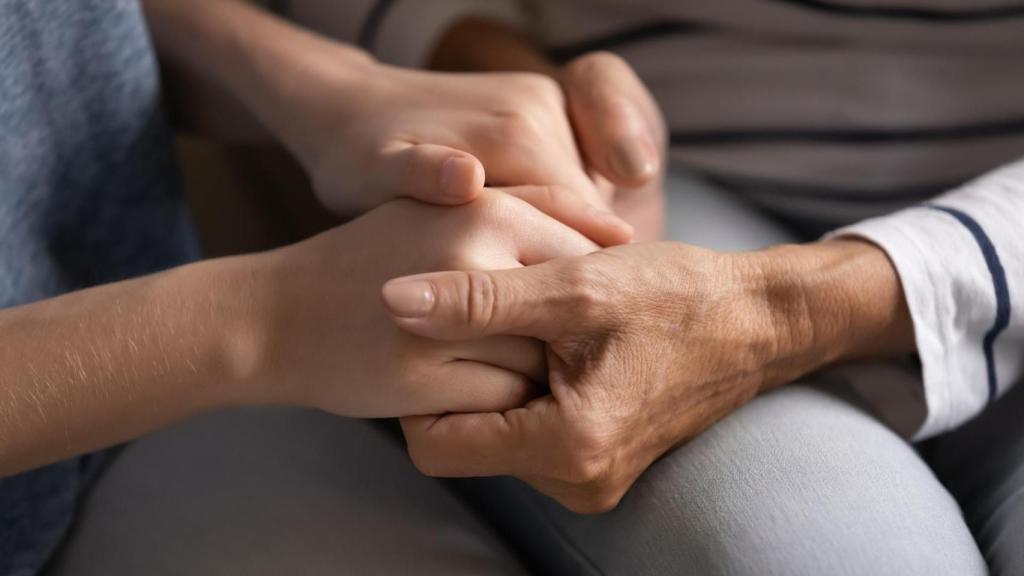 Cuidado de personas mayores.