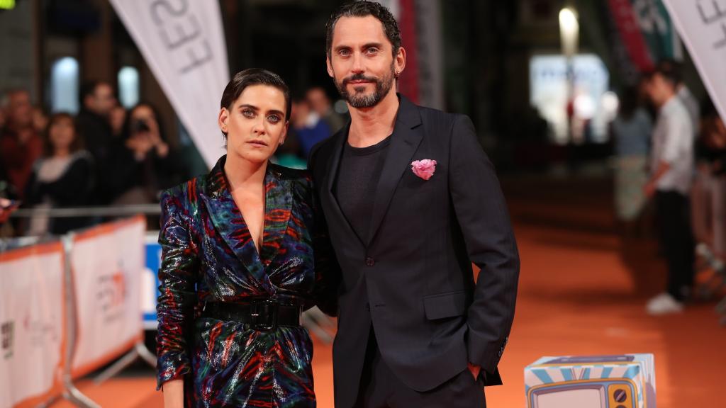 María León con su hermano, en una imagen de archivo.