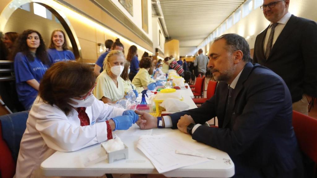 Julio García Comesaña asistió al concierto ‘Sensogenoma22’ en Santiago.