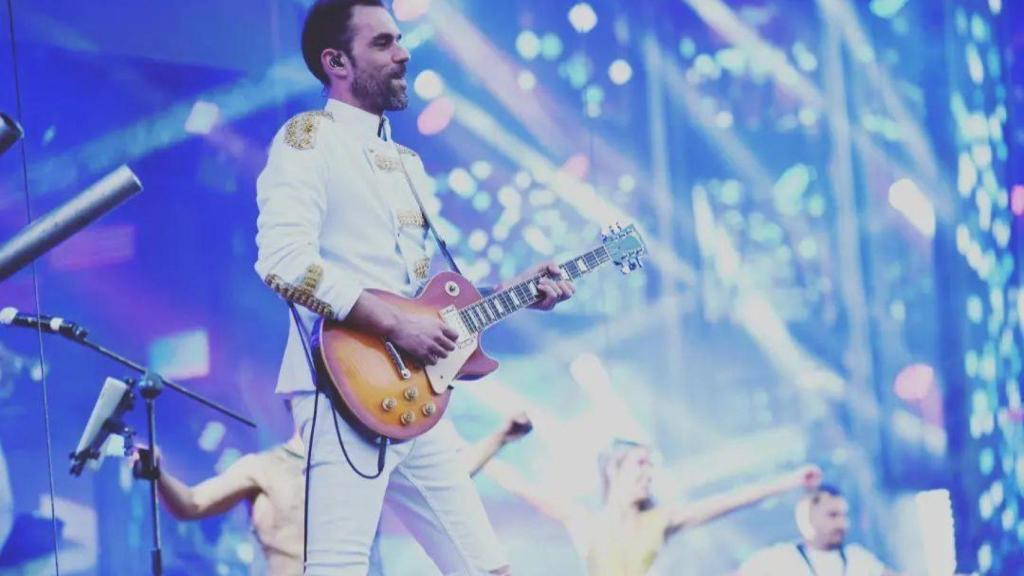‘Lote’ González, guitarrista de París de Noia.