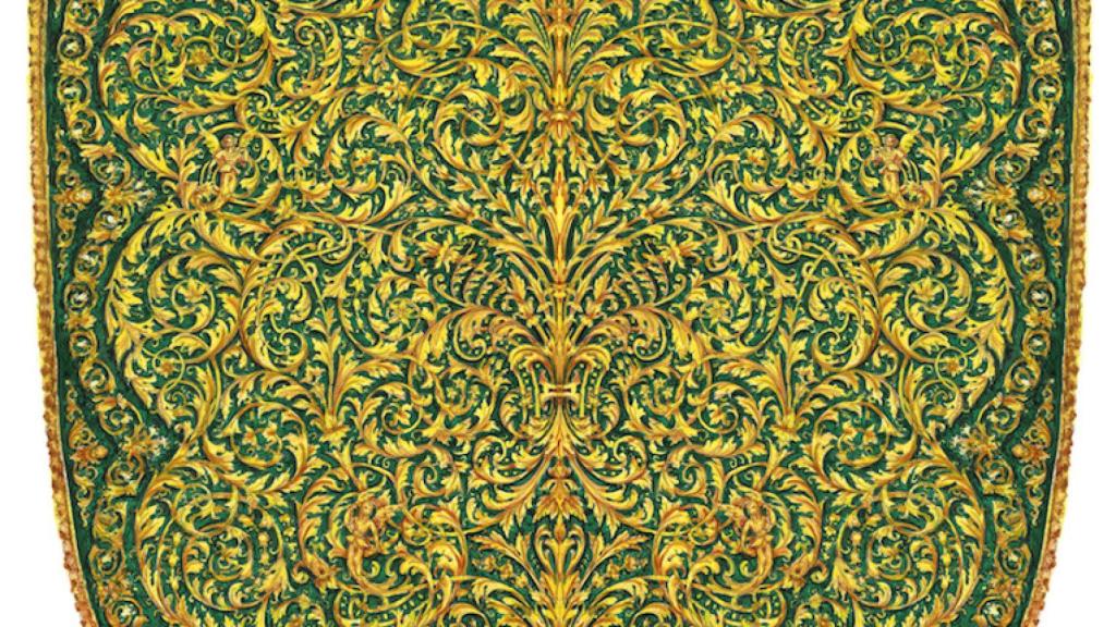 Diseño de manto de Fernando Prini.