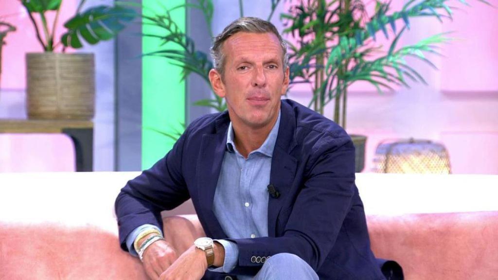 Joaquín Prat desaparece de 'El programa de Ana Rosa' y 'Ya es mediodía'.