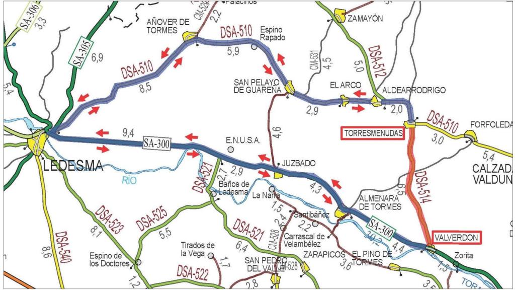 Corte de la carretera DSA-514 entre Valverdón y Torresmenudas