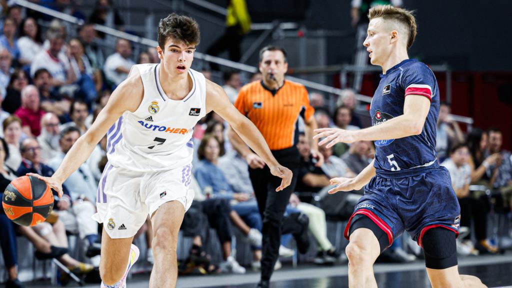 Hugo González, en su debut con el Real Madrid de Baloncesto
