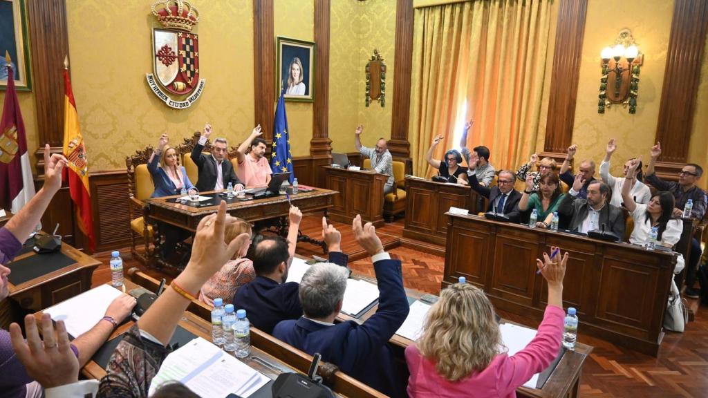 Pleno del Ayuntamiento de Valdepeñas. Foto: Ayuntamiento de Valdepeñas.