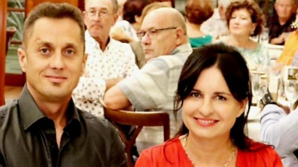 Clara Guilló junto a su marido en la  la Nit del Camp d’ Elx.