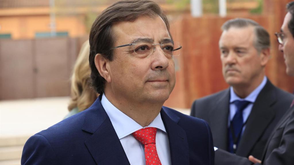 El presidente de la Junta de Extremadura, Guillermo Fernández Vara, este lunes en un acto.