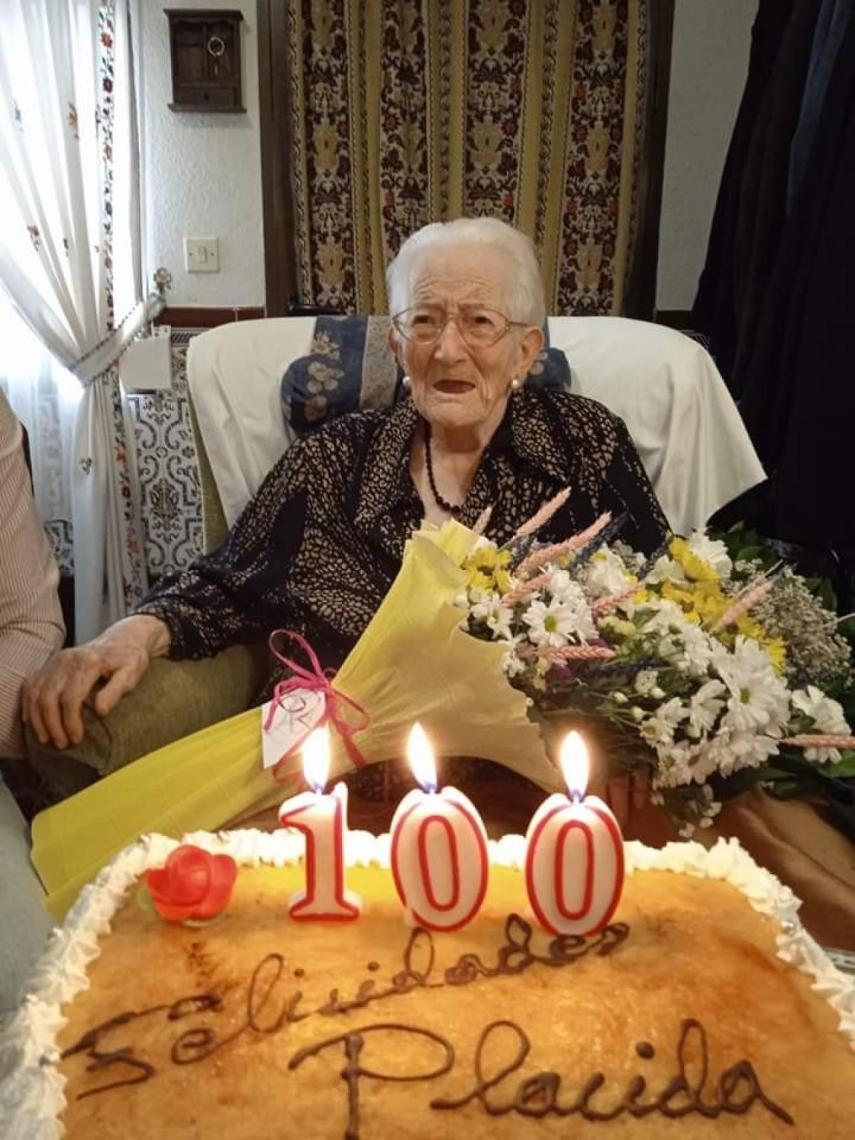 Plácida Feital, vecina centenaria de Candeleda.