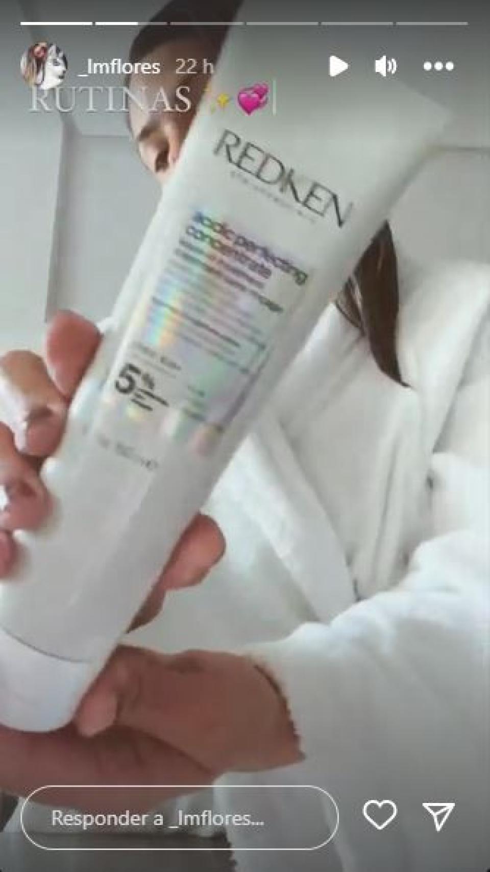 Laura Matamoros utiliza una mascarilla de Redken.